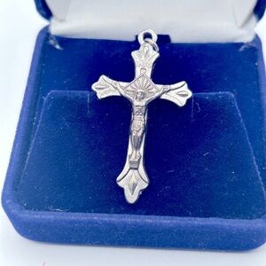 Vintage Jesus Silver Crucifix Pendant Cross​​​